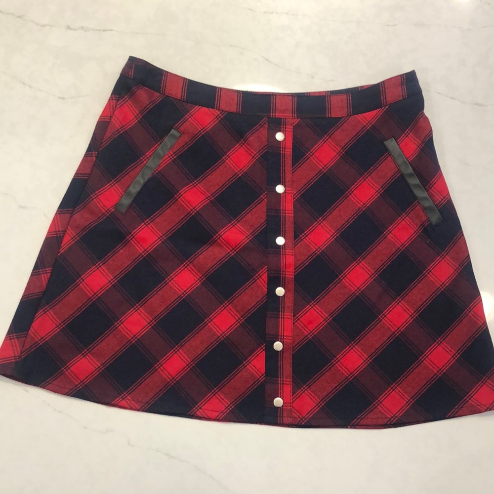 Altar'd State Red & Navy Plaid A-Line Skirt. Excellent condition. Size Large.